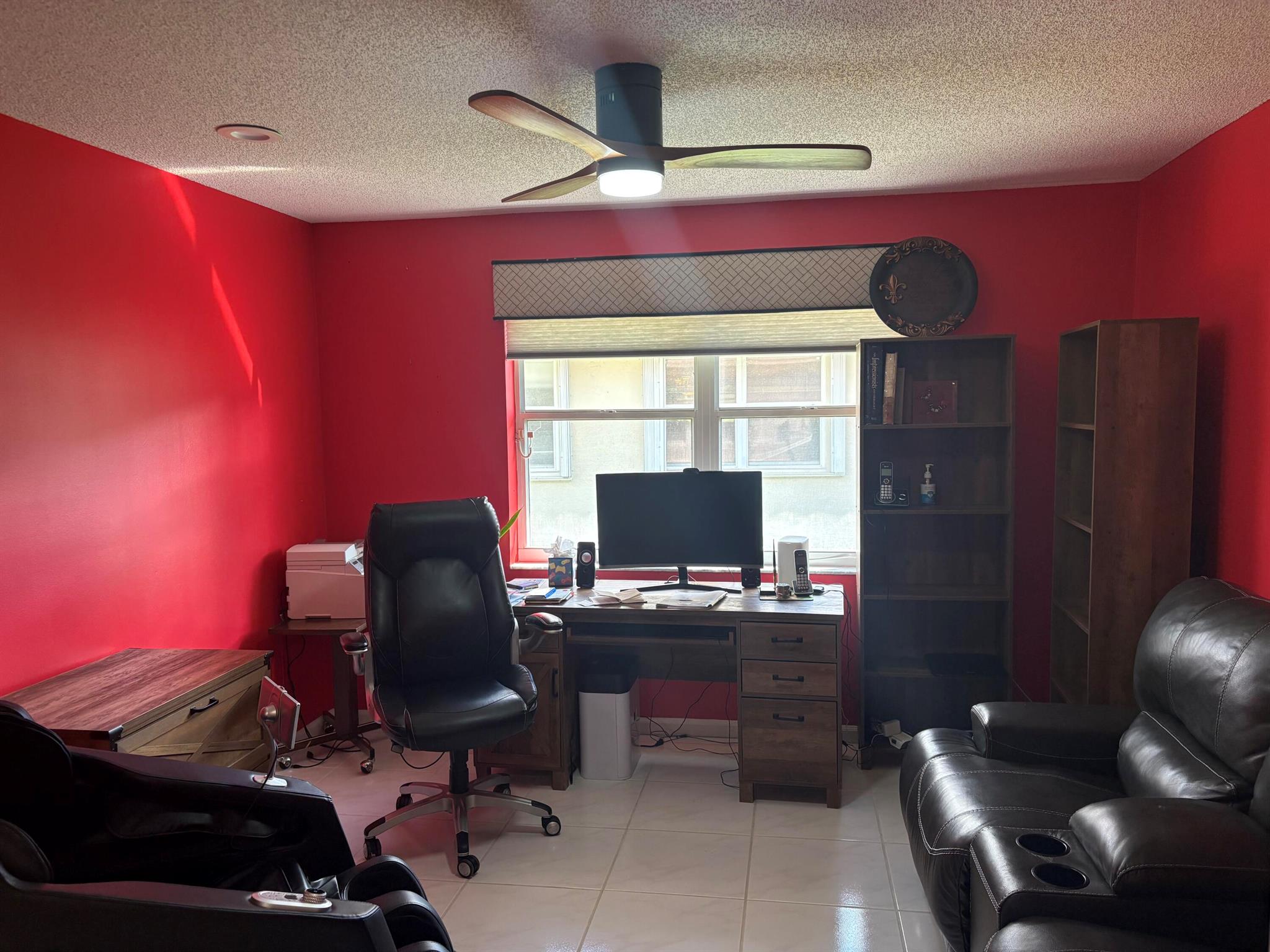 PALM ISLES I, II AND III - Residential Lease