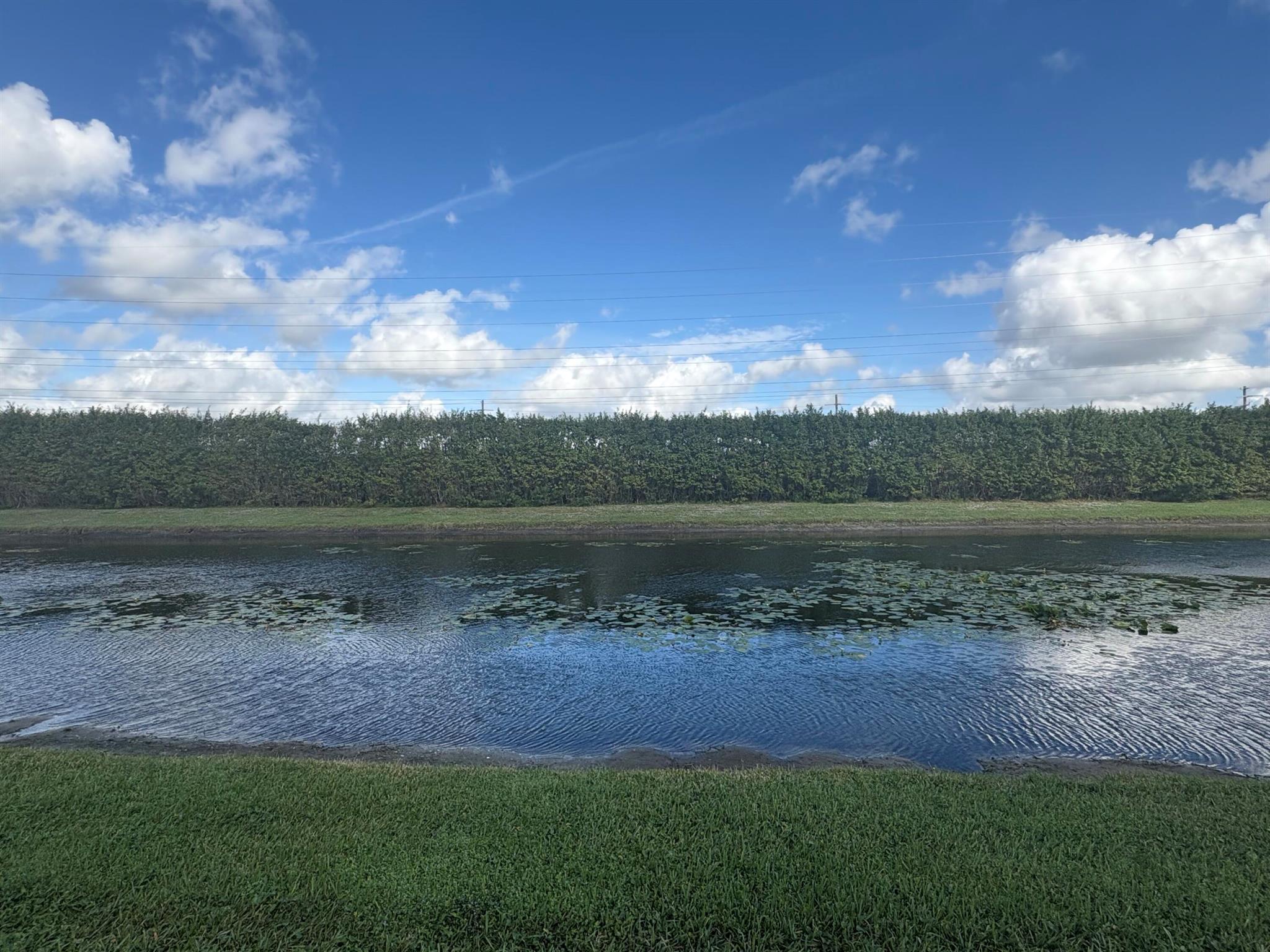 PALM ISLES I, II AND III - Residential Lease