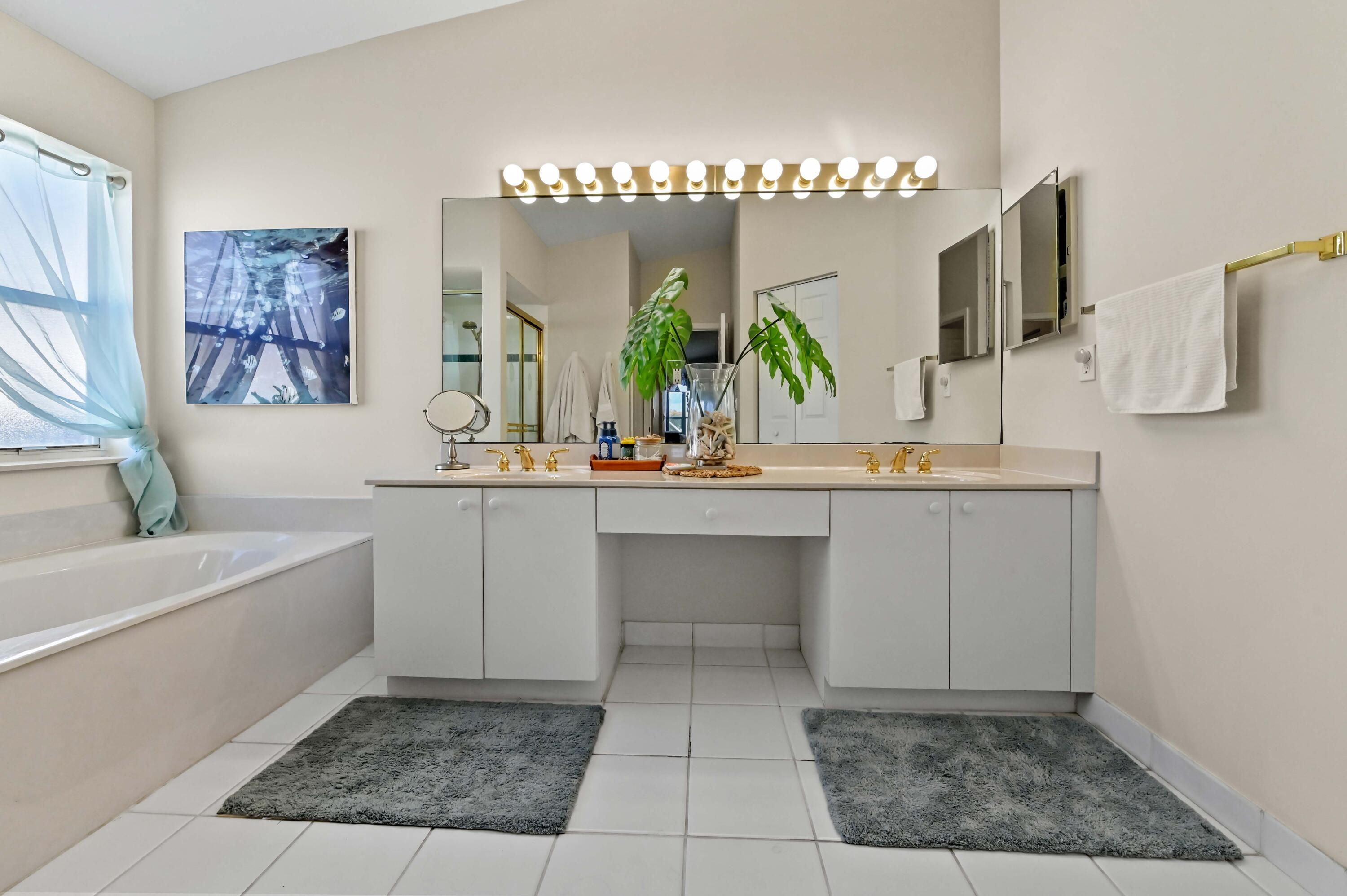 WILLOUGHBY - Residential Lease