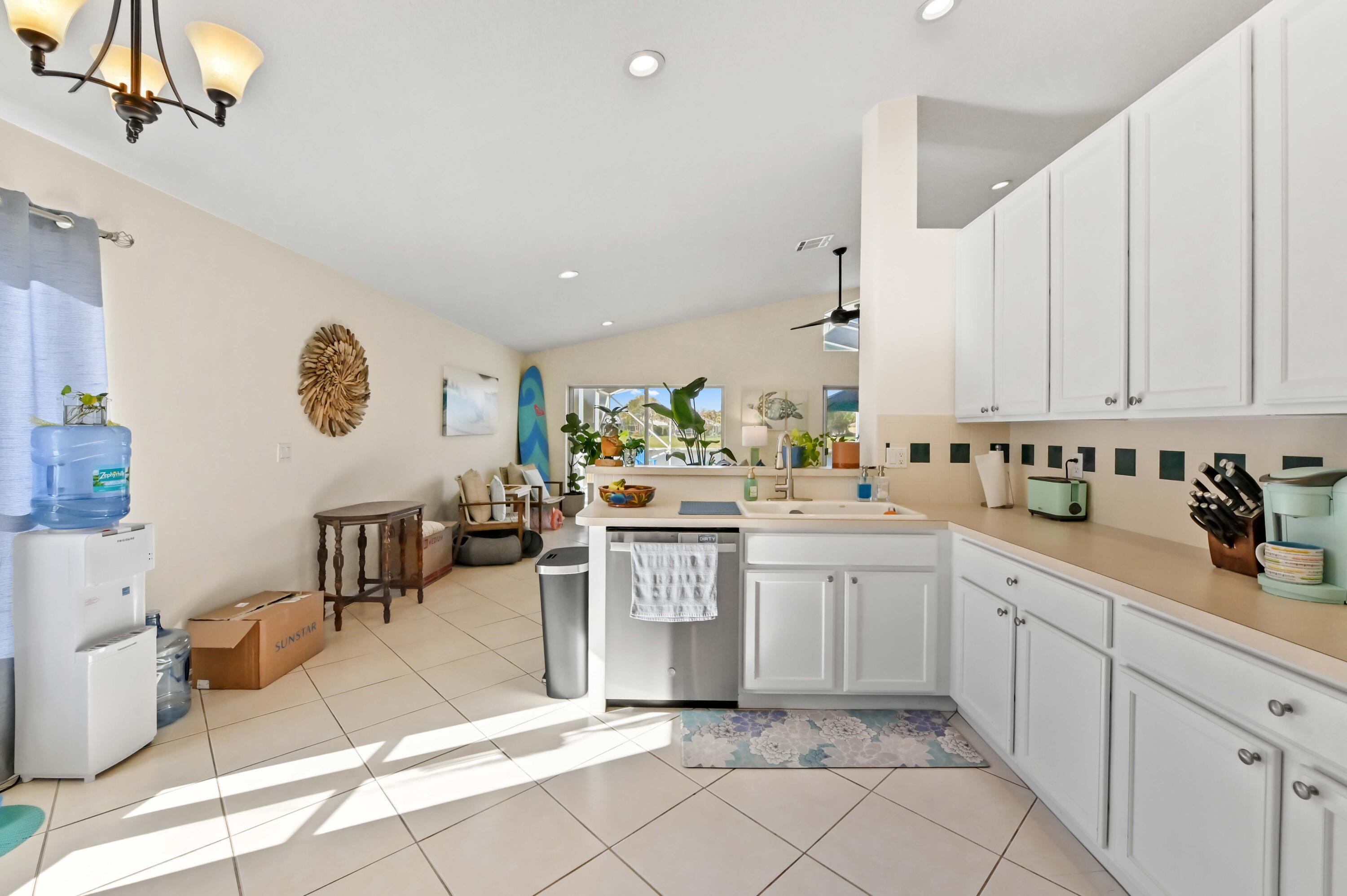 WILLOUGHBY - Residential Lease