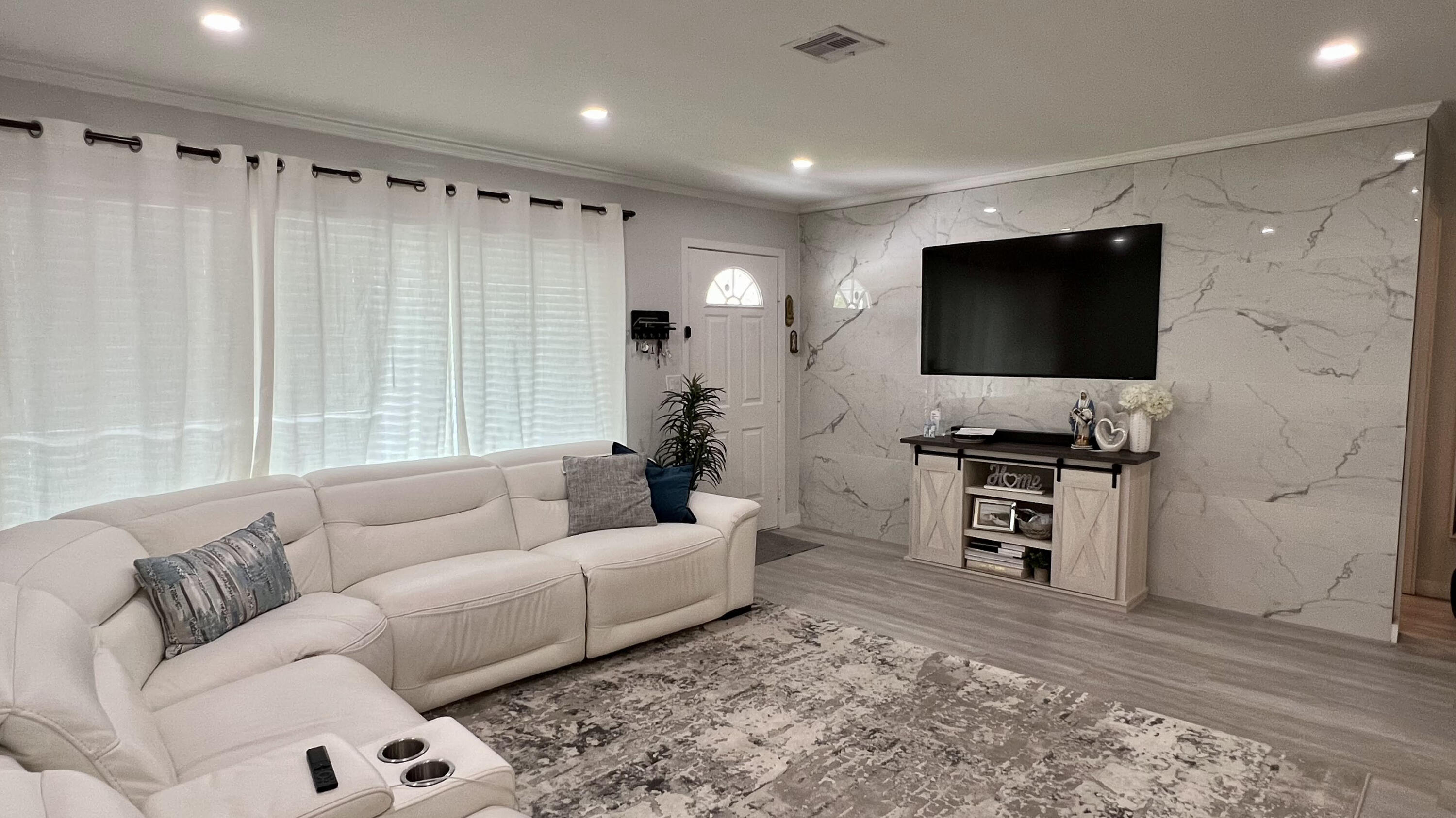 CRESTHAVEN NO 11 - Residential