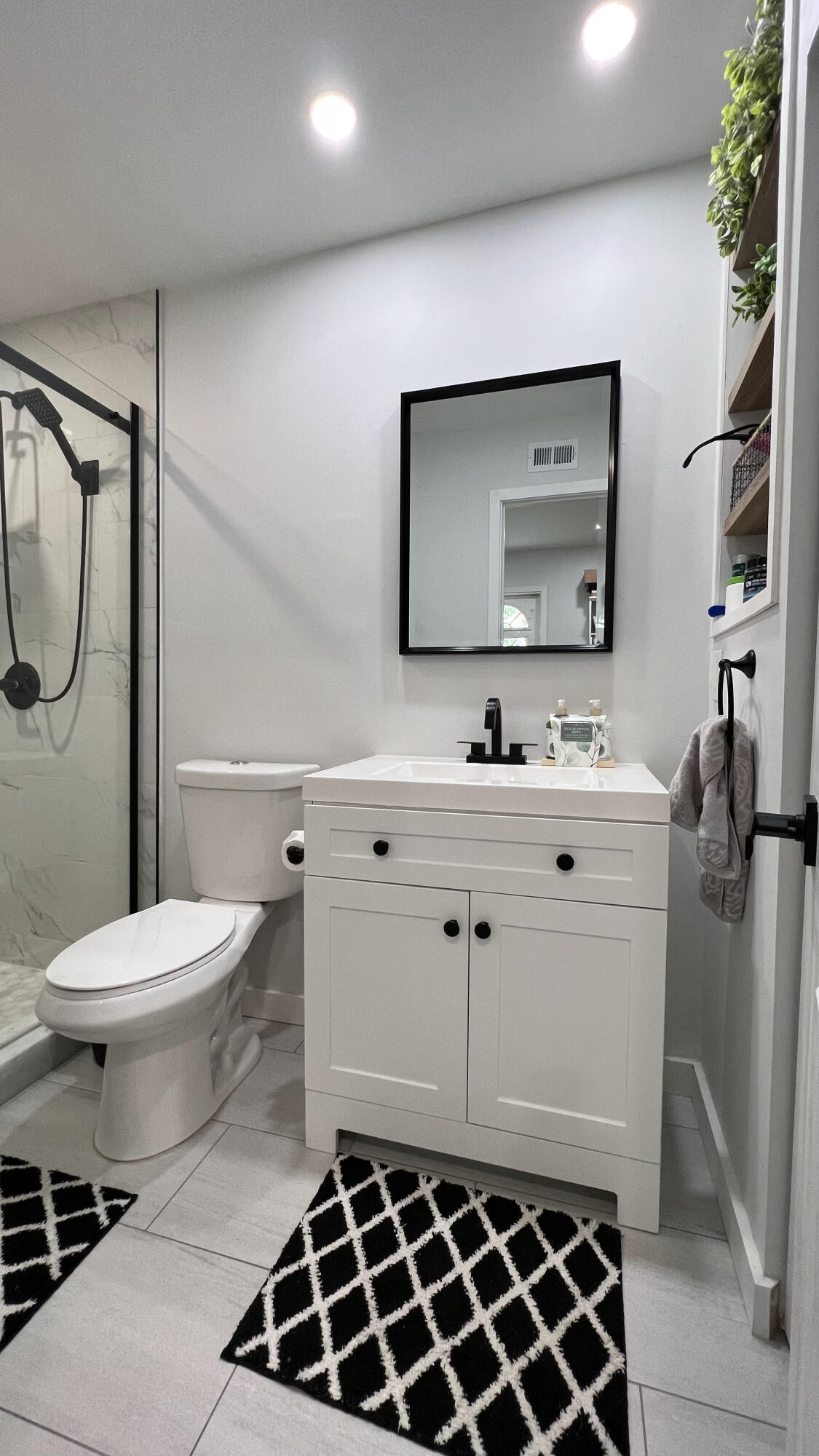 CRESTHAVEN NO 11 - Residential