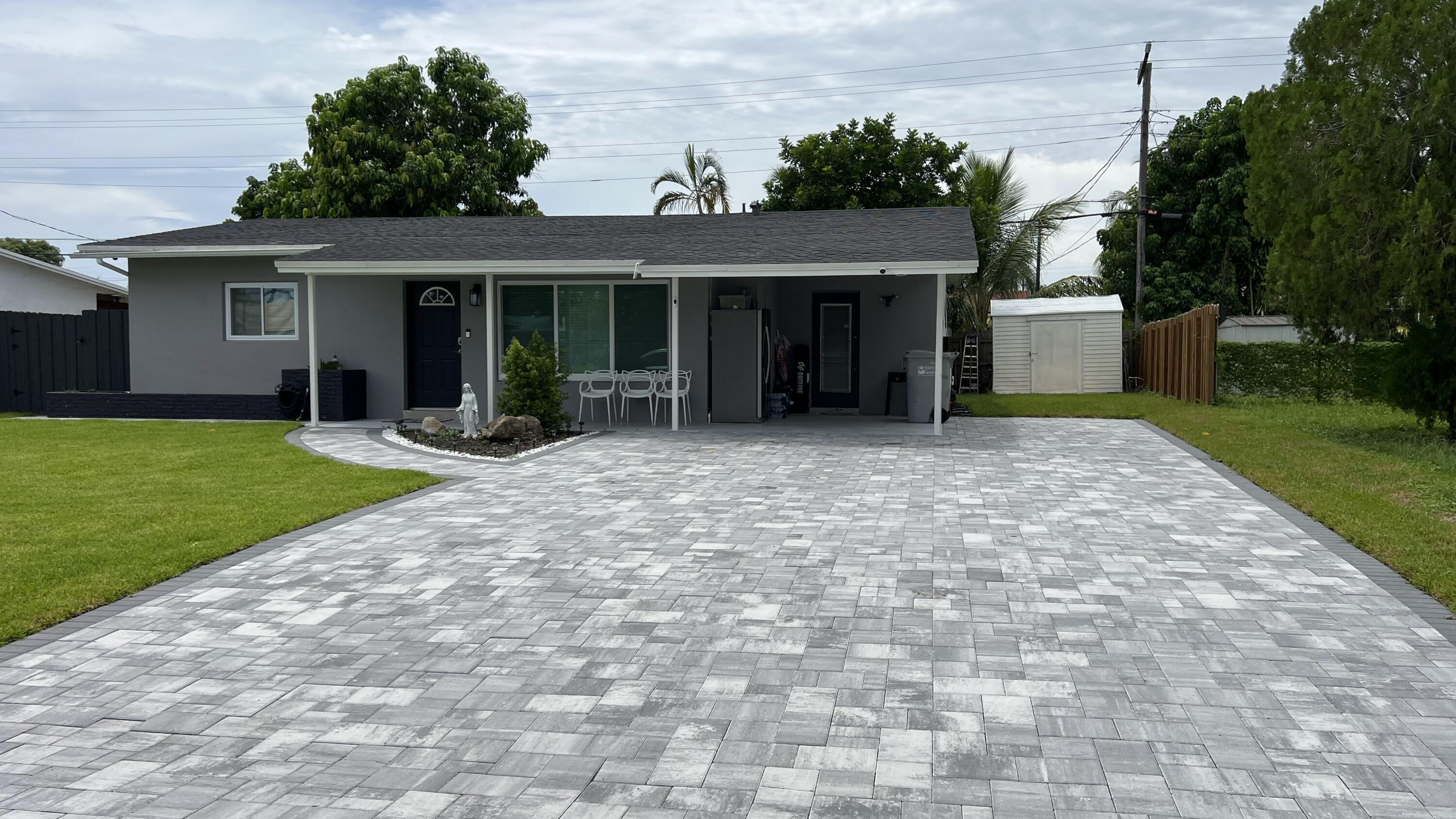 CRESTHAVEN NO 11 - Residential