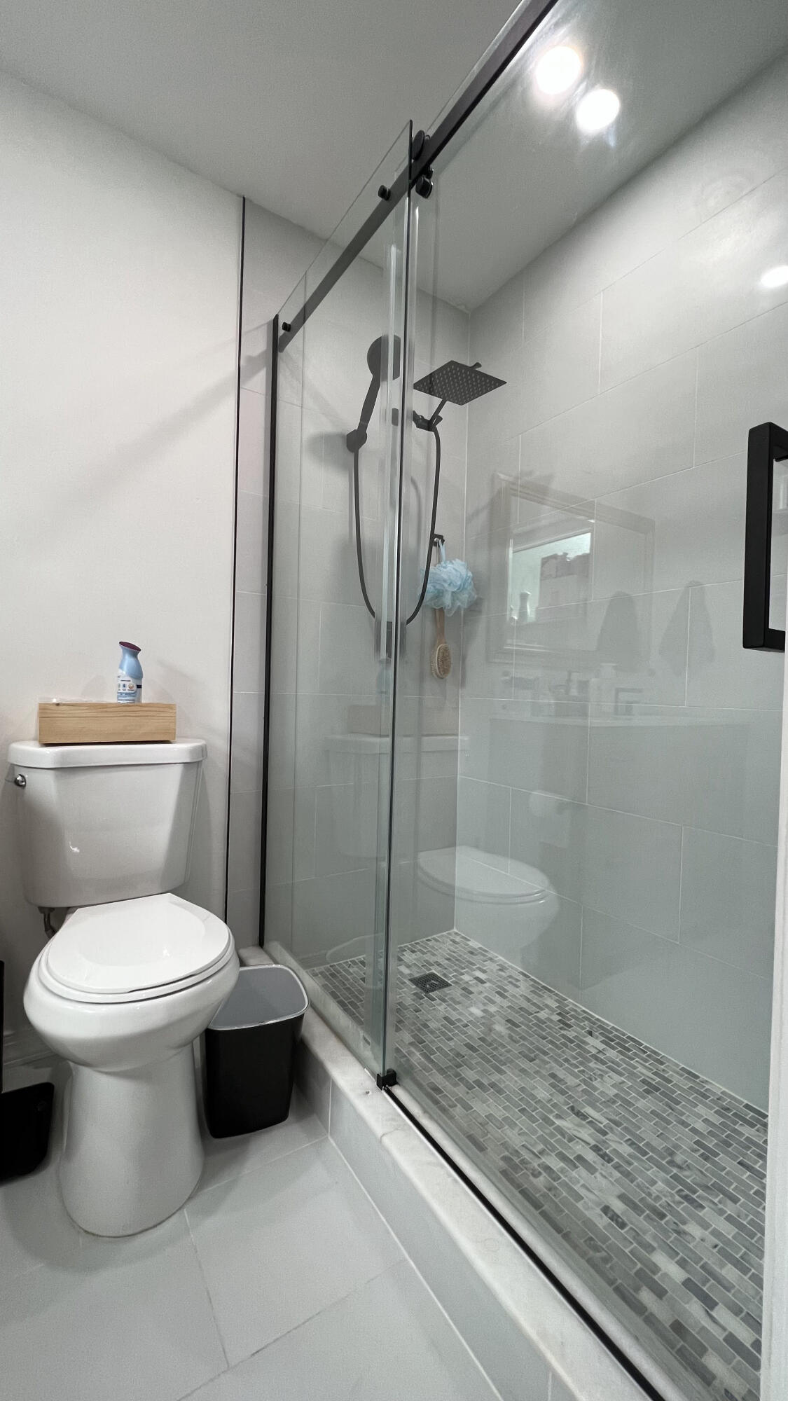 CRESTHAVEN NO 11 - Residential