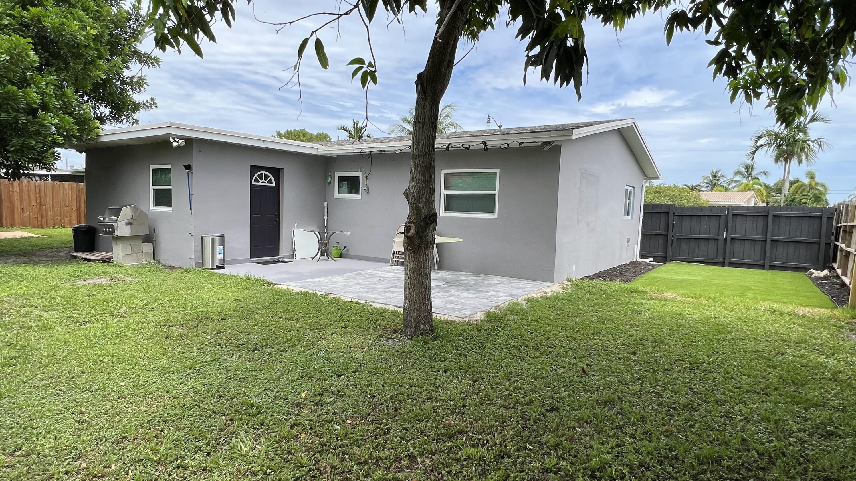 CRESTHAVEN NO 11 - Residential