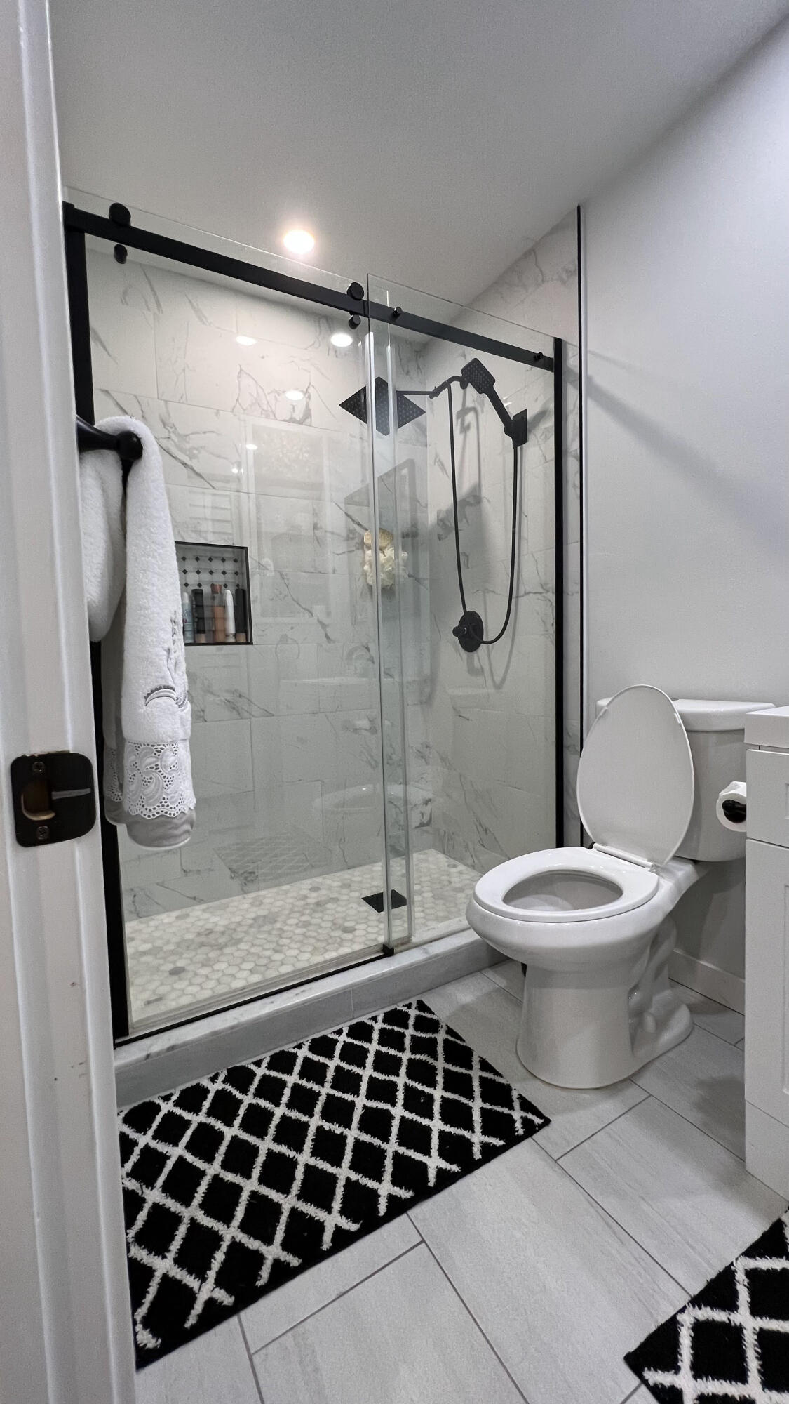 CRESTHAVEN NO 11 - Residential