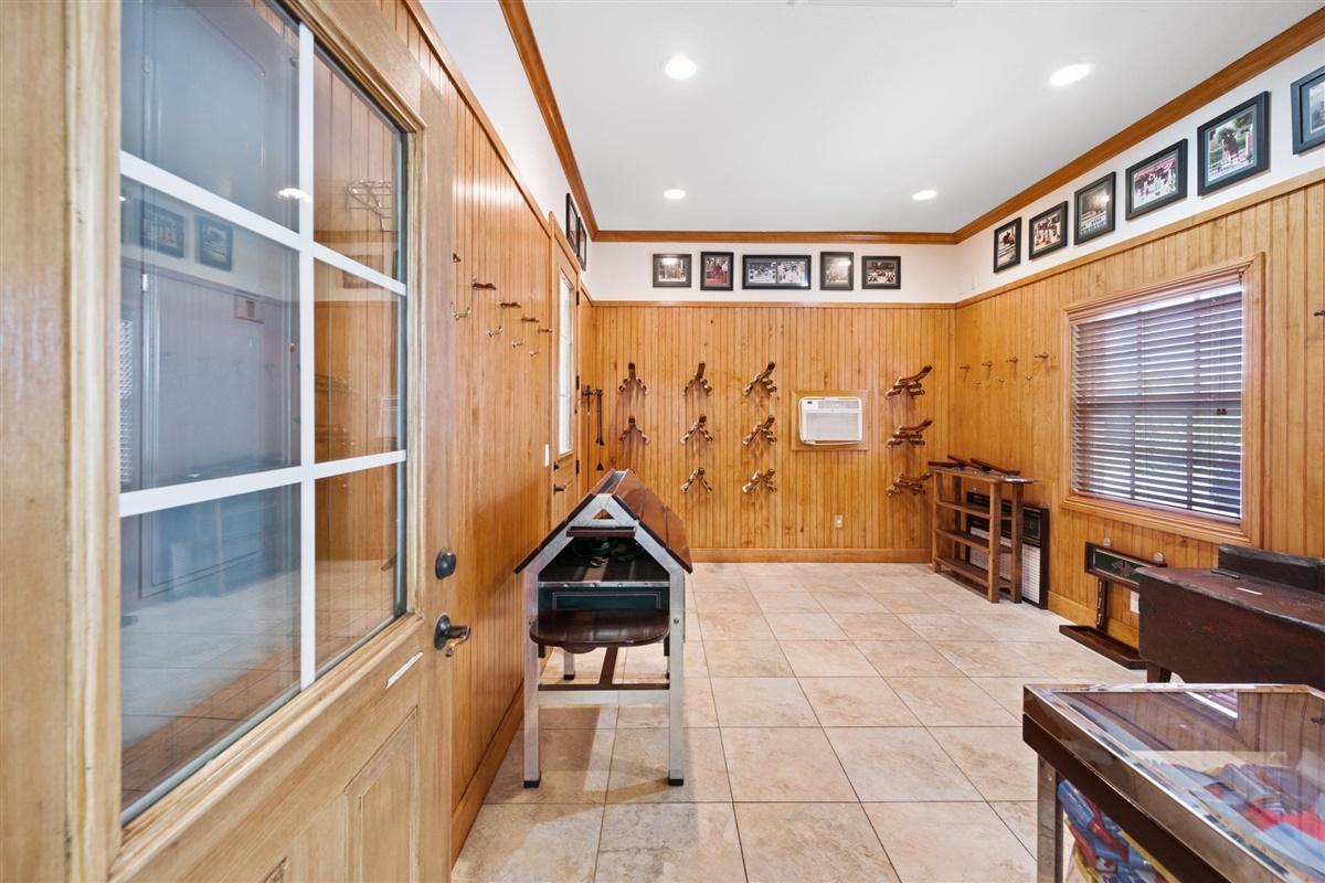 PALM BEACH POINT EAST - Residential