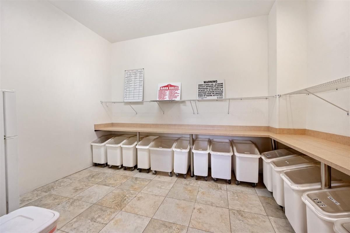 PALM BEACH POINT EAST - Residential