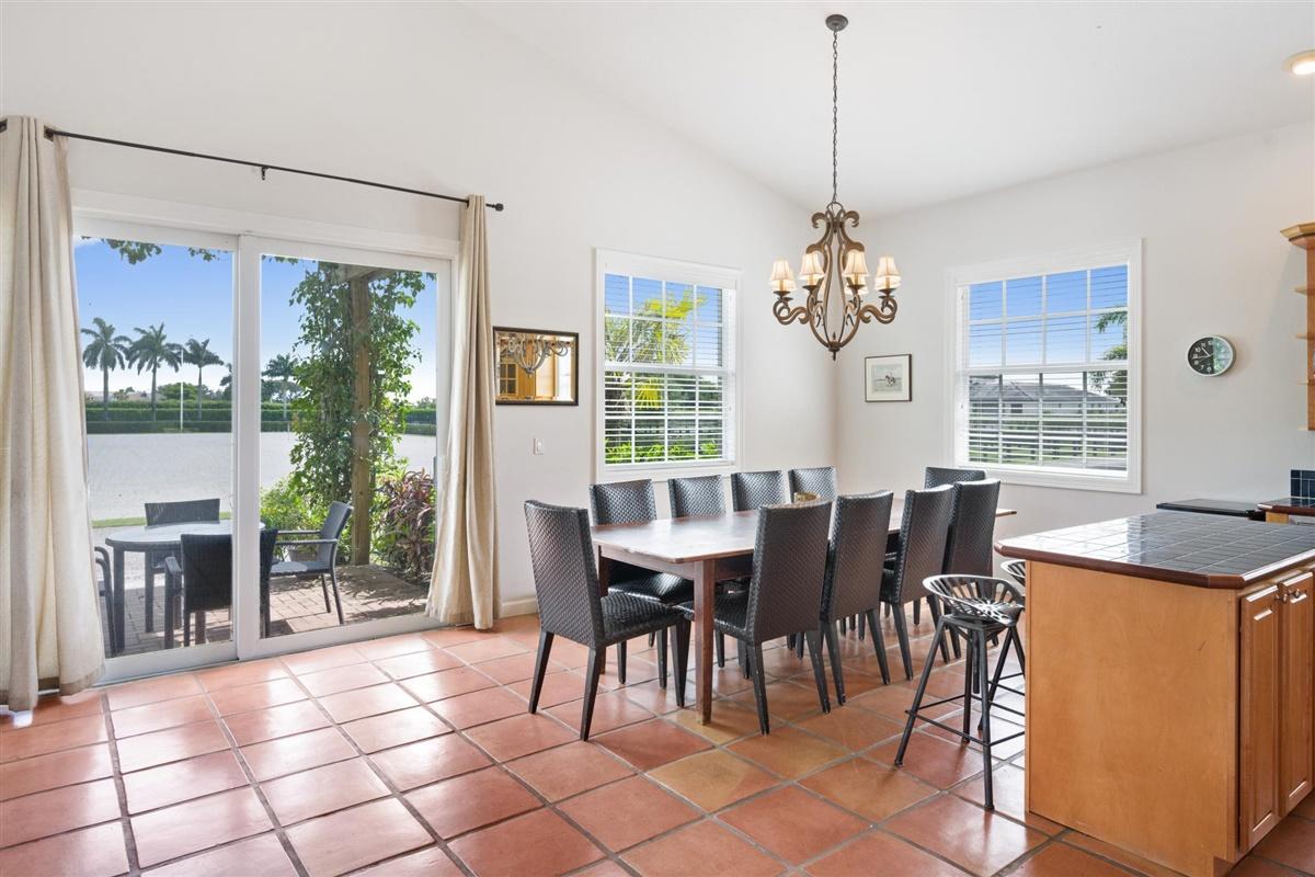 PALM BEACH POINT EAST - Residential