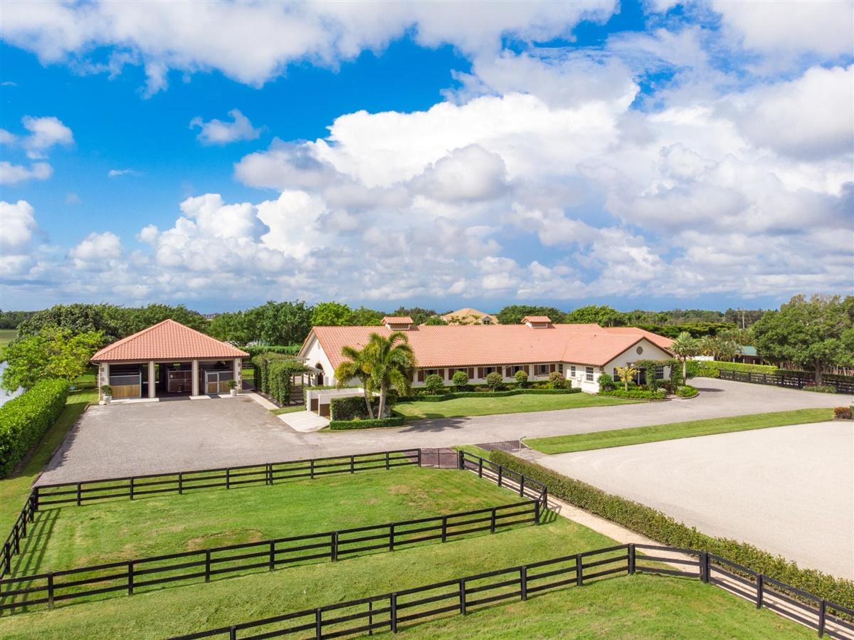 PALM BEACH POINT EAST - Residential