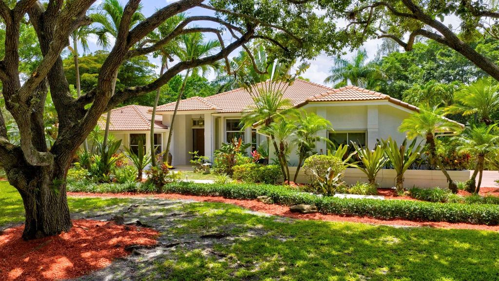 Photo of 8111 Blue Ridge Ln, Parkland, FL 33067 (MLS # F10514863)