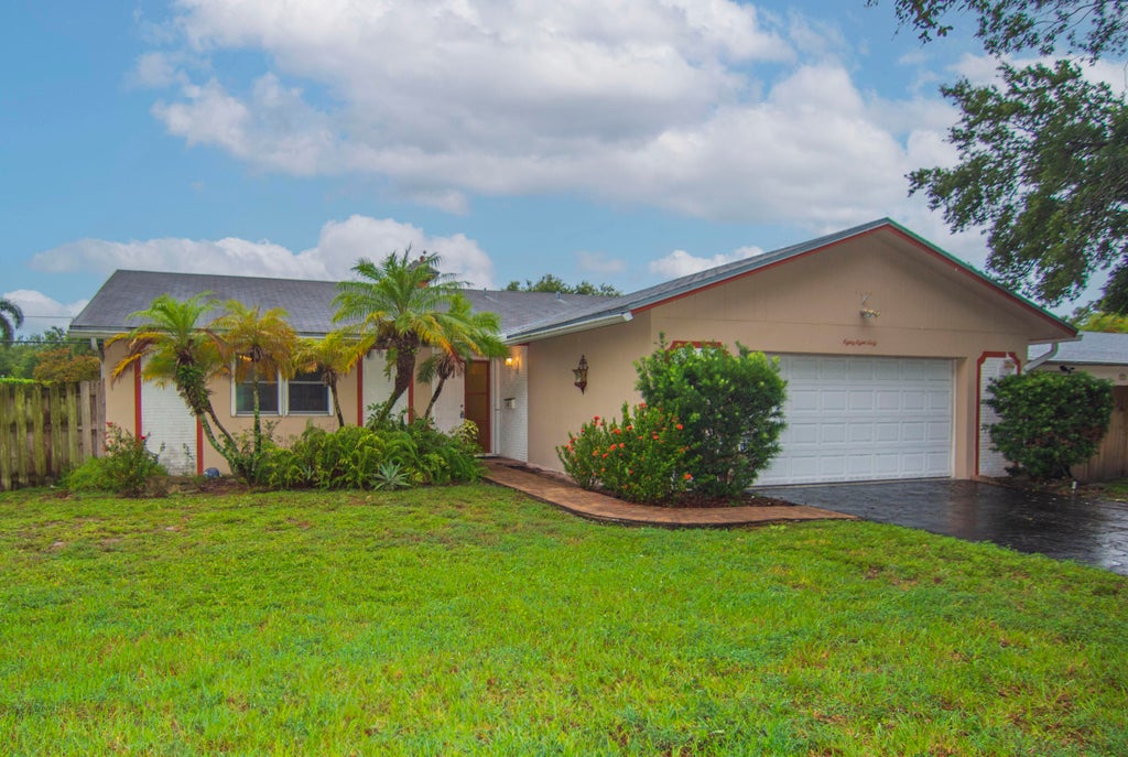Photo of 8860 SW 49TH Street, Cooper City, FL 33328 (MLS # B26070735)