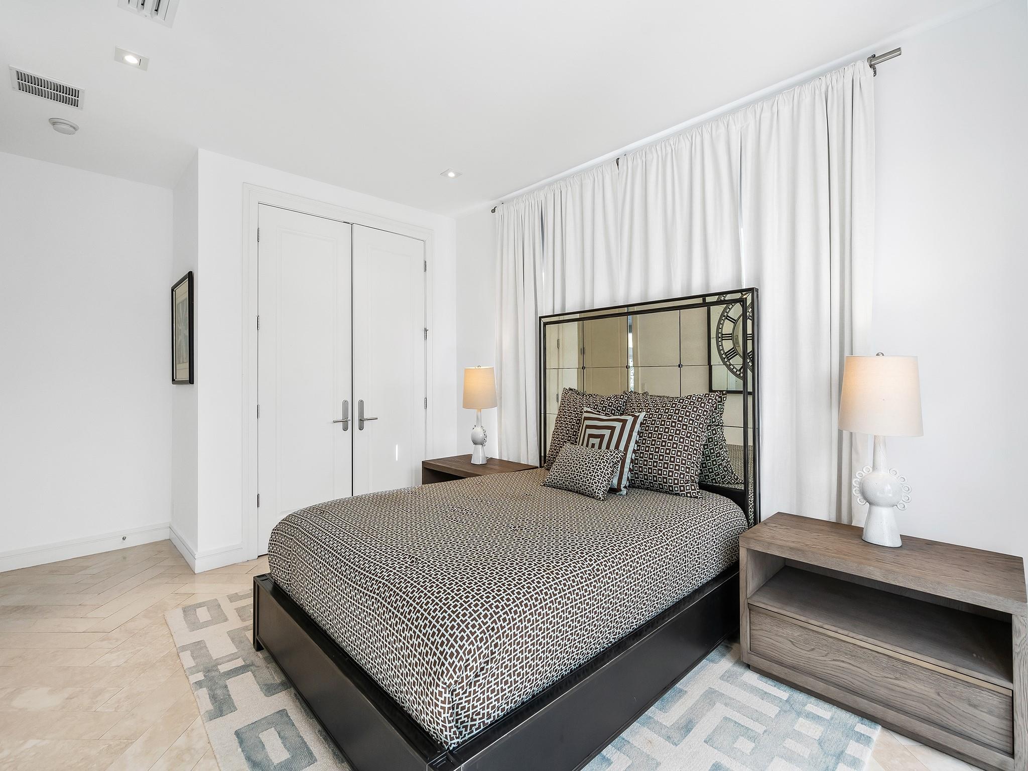 Coral Ridge - Residential