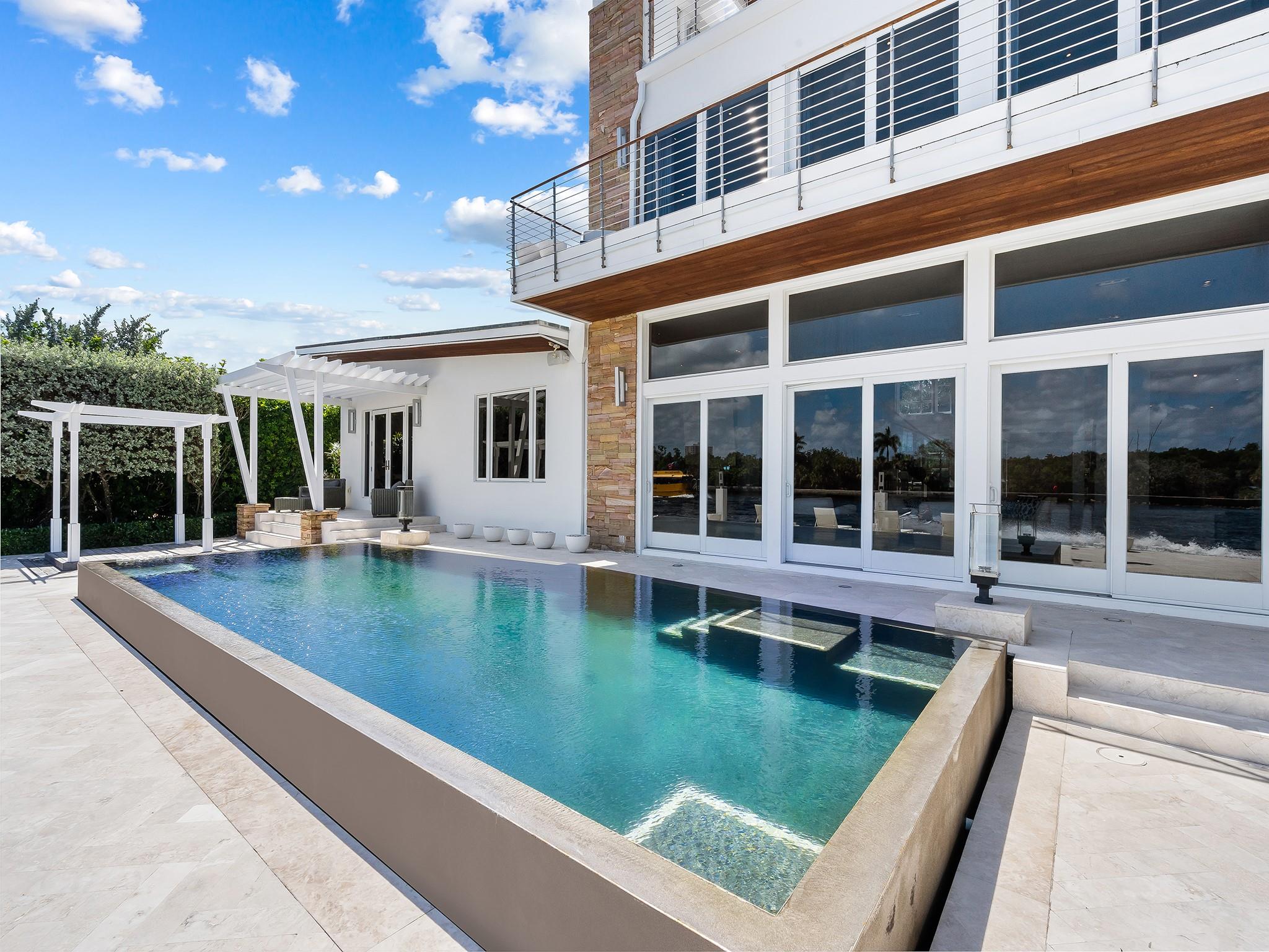 Coral Ridge - Residential