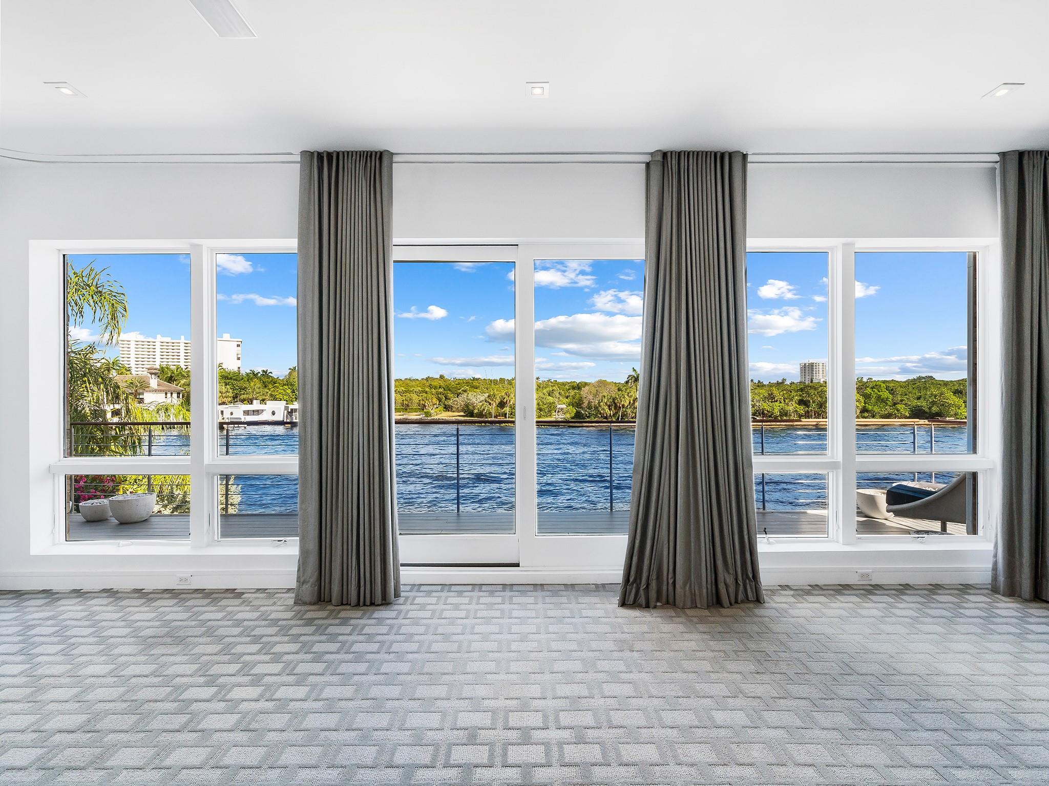 Coral Ridge - Residential