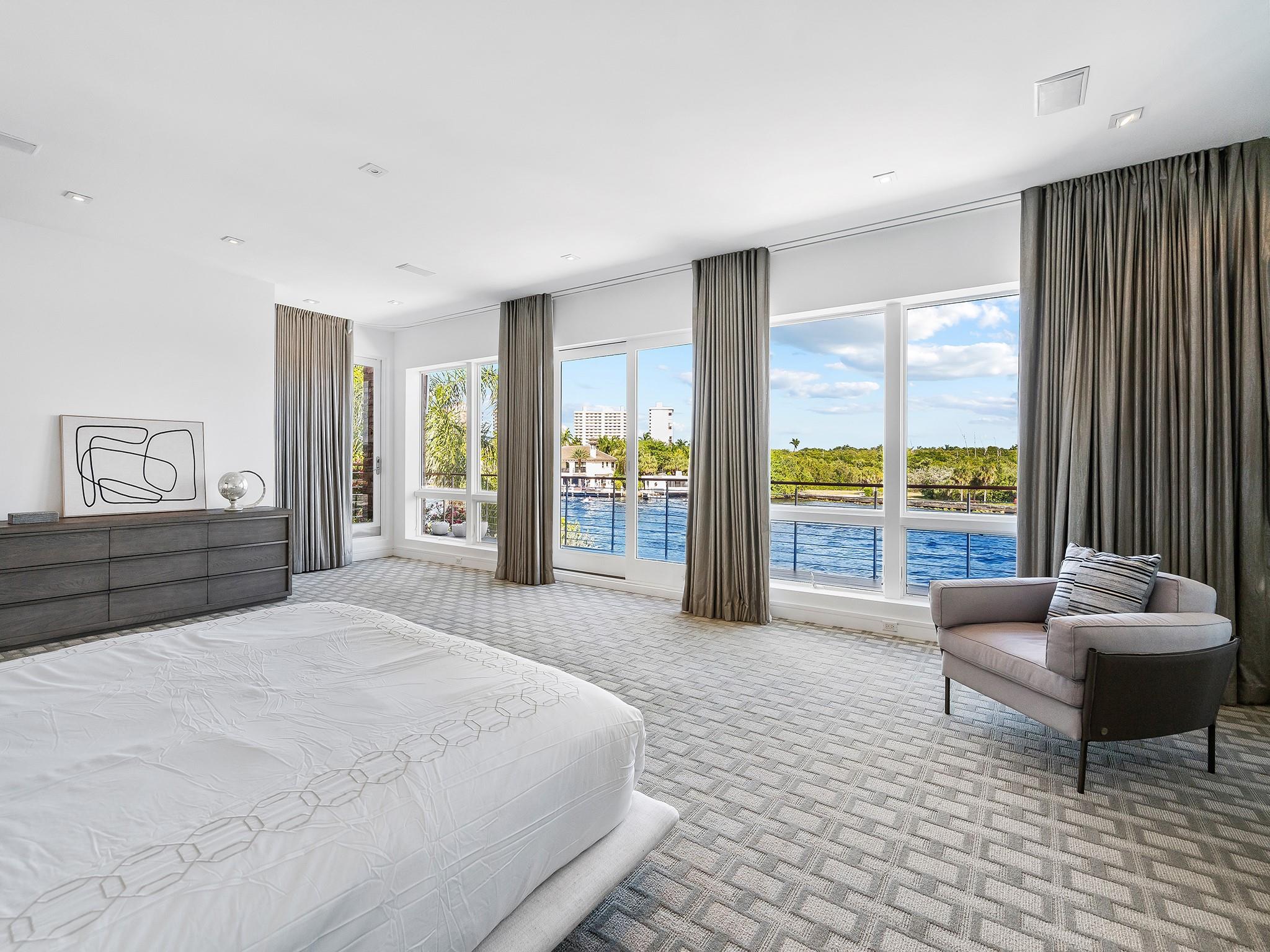 Coral Ridge - Residential