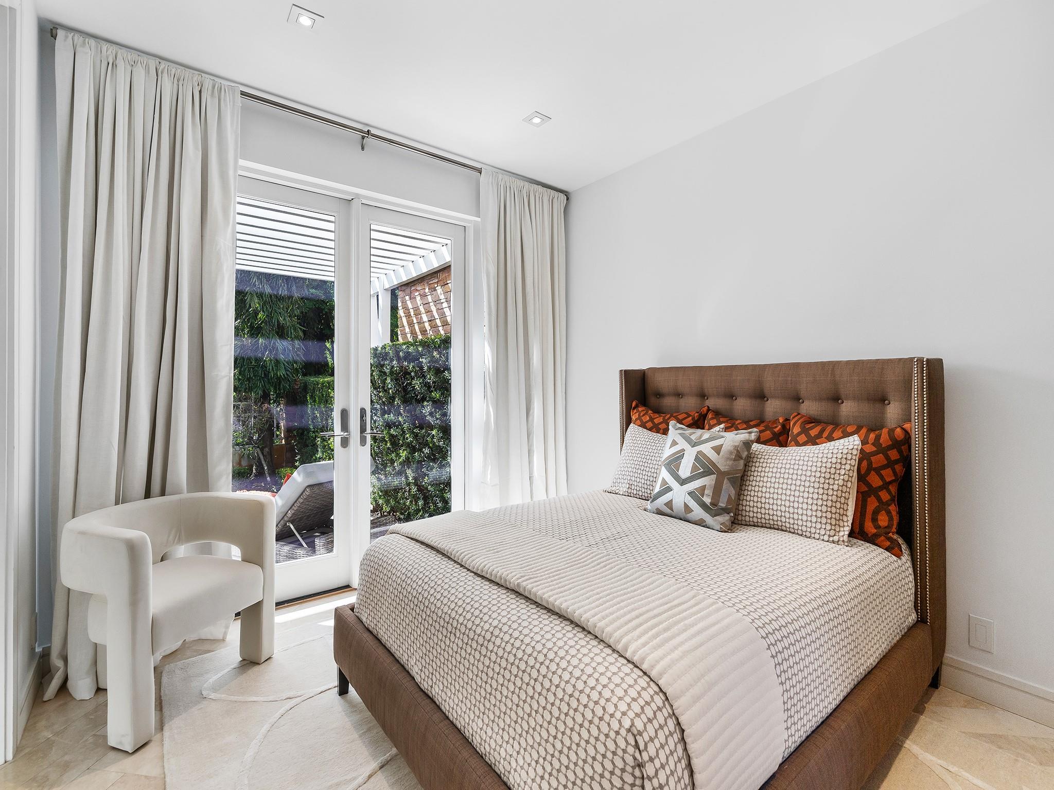 Coral Ridge - Residential