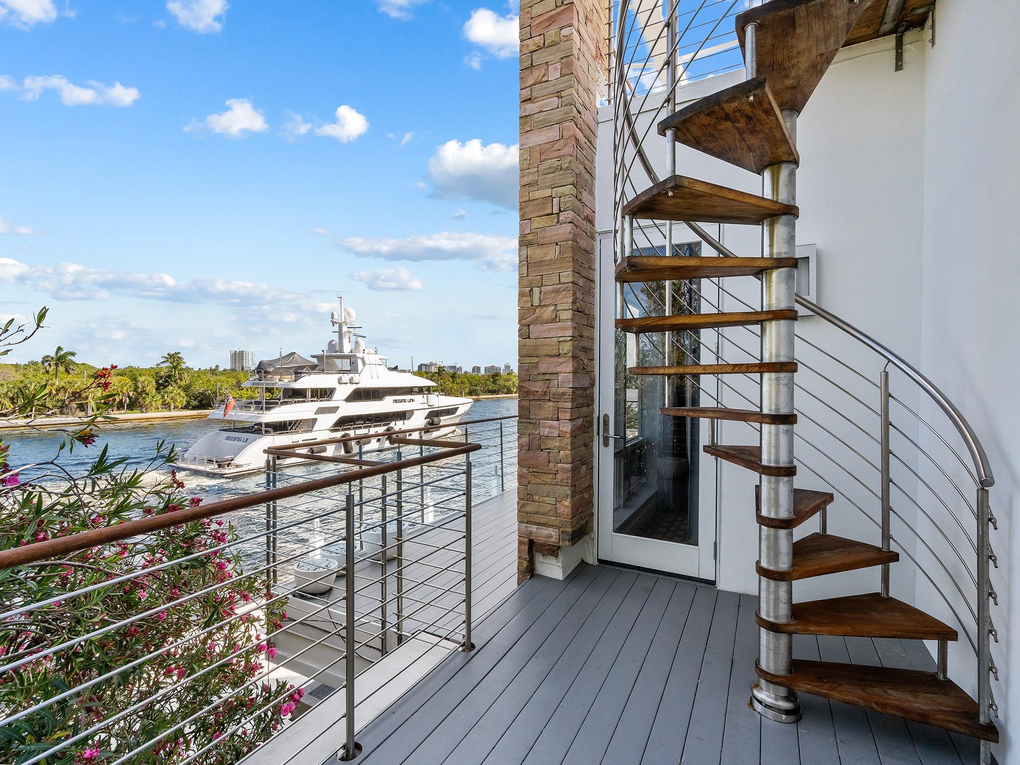 Coral Ridge - Residential