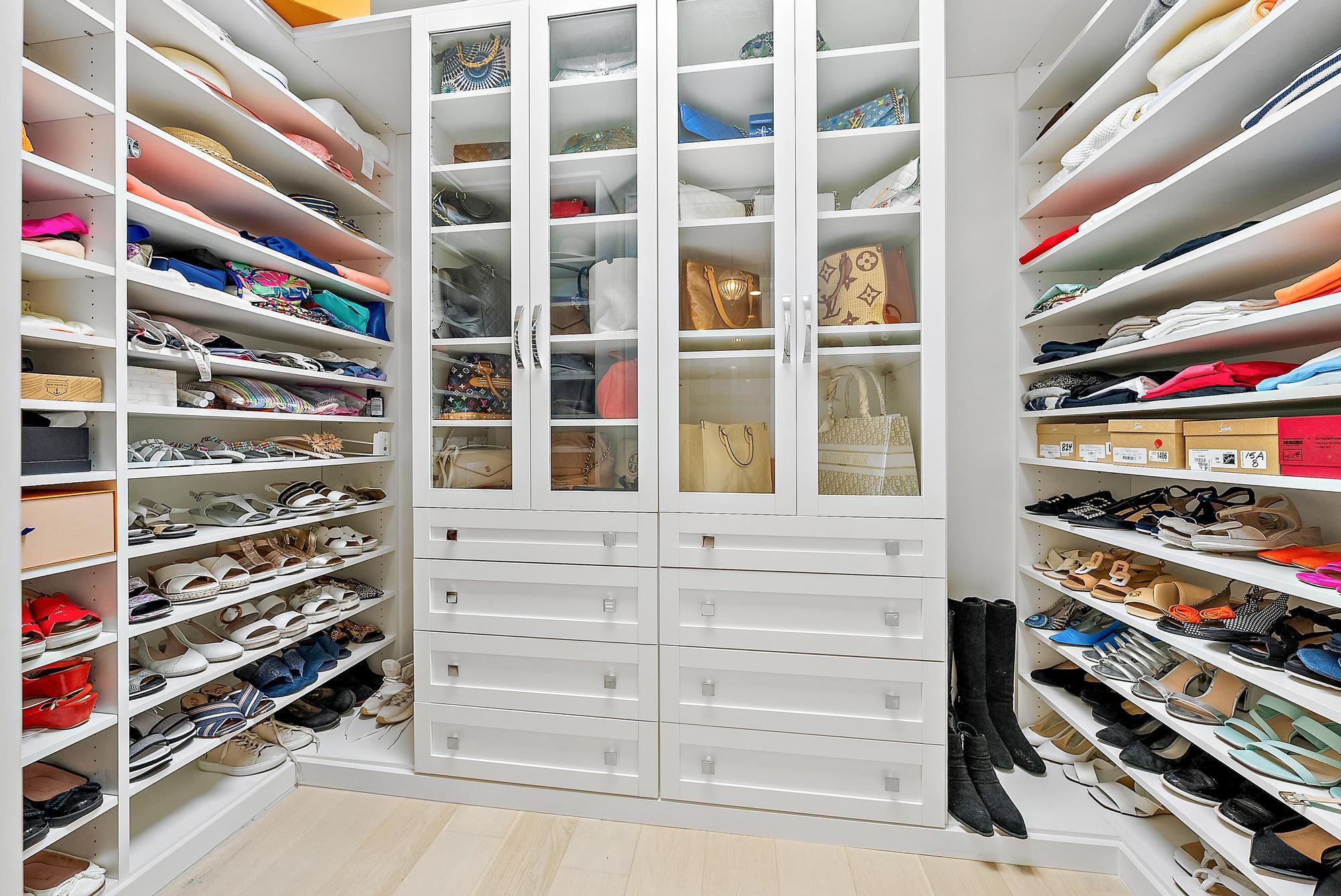 IBIS GOLF AND COUNTRY CLU - Residential