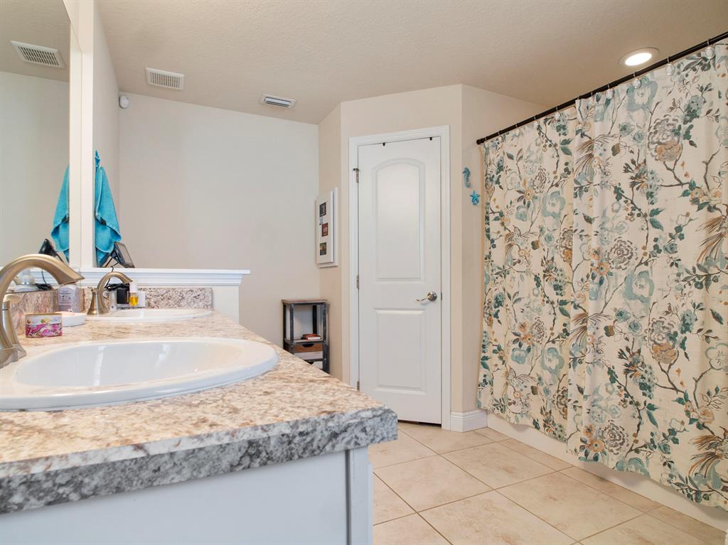 PORT ST LUCIE SECTION 46 1ST REPLAT - Residential