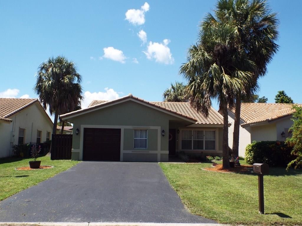 Coral Spgs University Dri - Residential