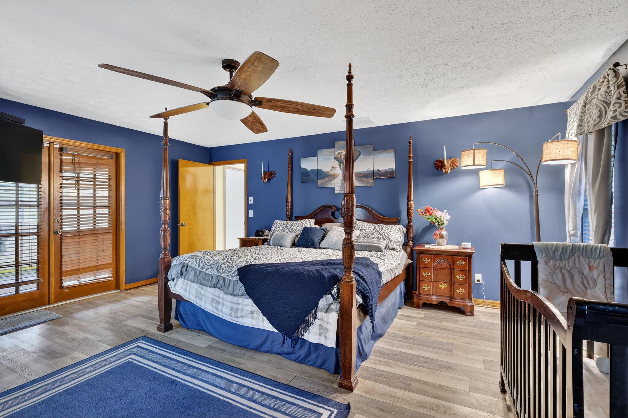 METES AND BOUNDS - Residential