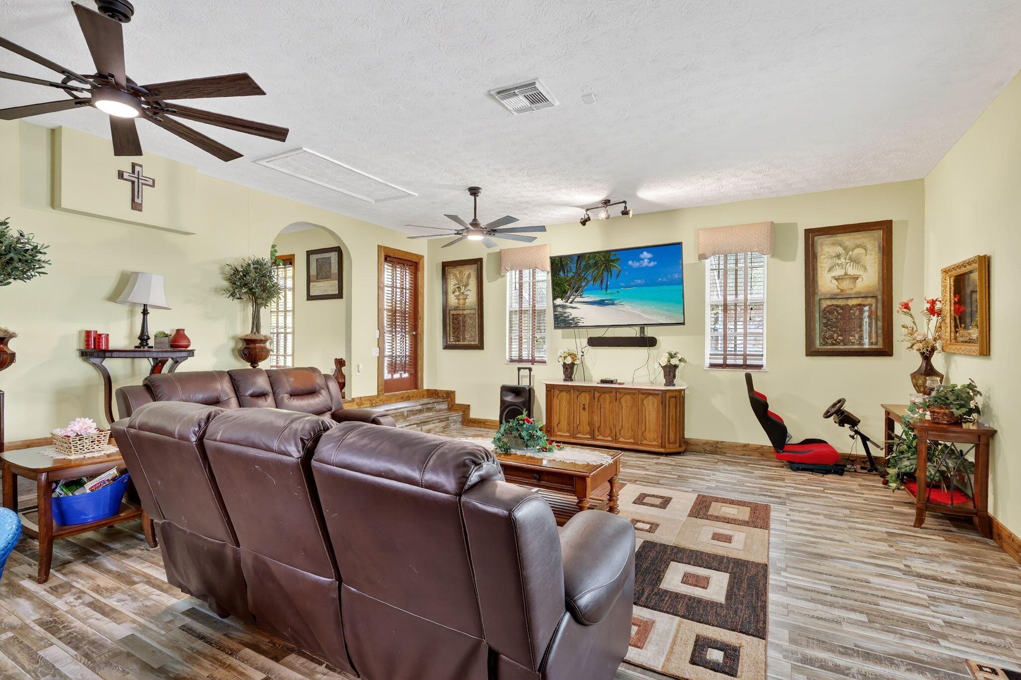 METES AND BOUNDS - Residential