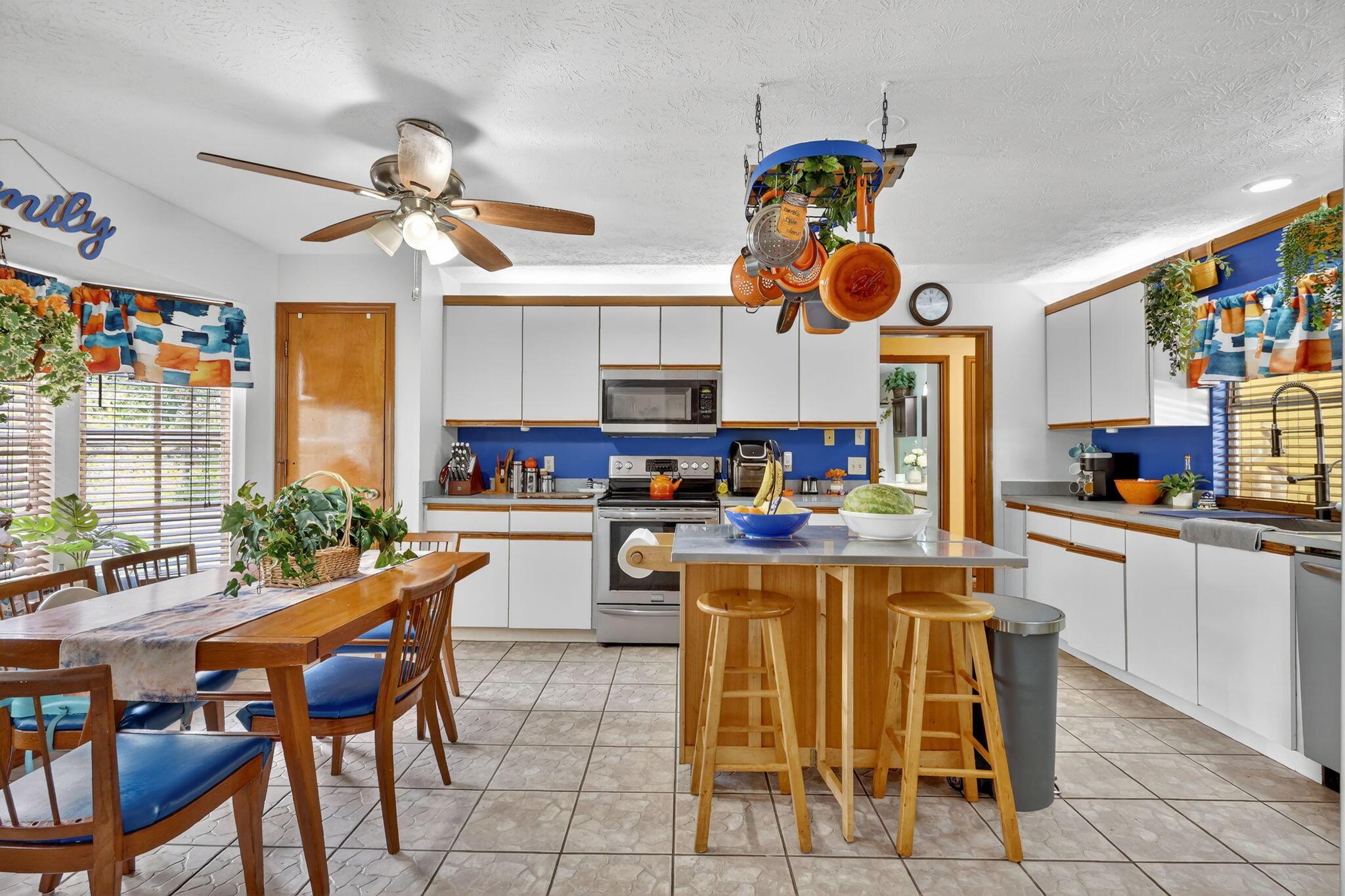 METES AND BOUNDS - Residential