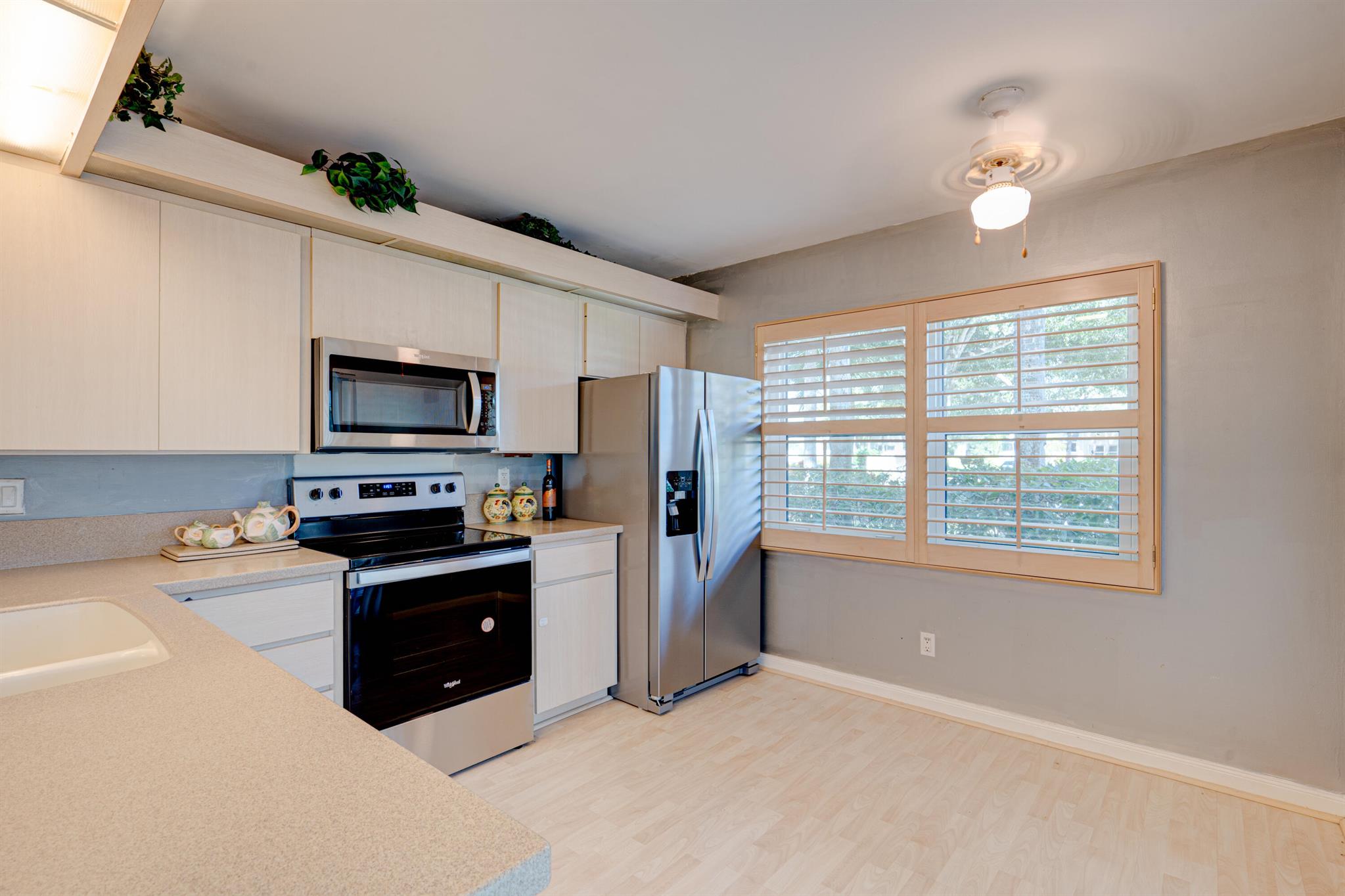 WELLESLEY AT BOYNTON BEACH - Residential