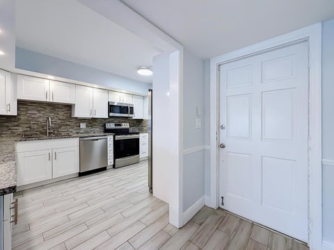 Tiny photo for 3121 NE 51st Street NE #102E, Fort Lauderdale, FL 33308 (MLS # B26090553)