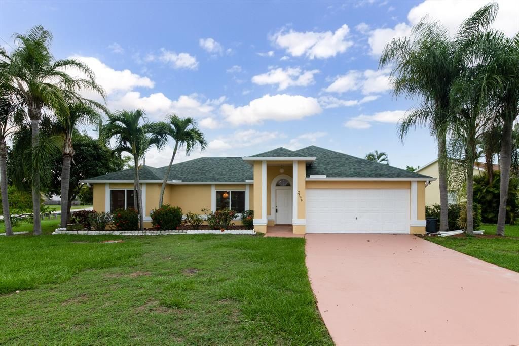 Photo of 2398 SE Charleston Drive Dr, Port St Lucie, FL 34952 (MLS # R10807250)