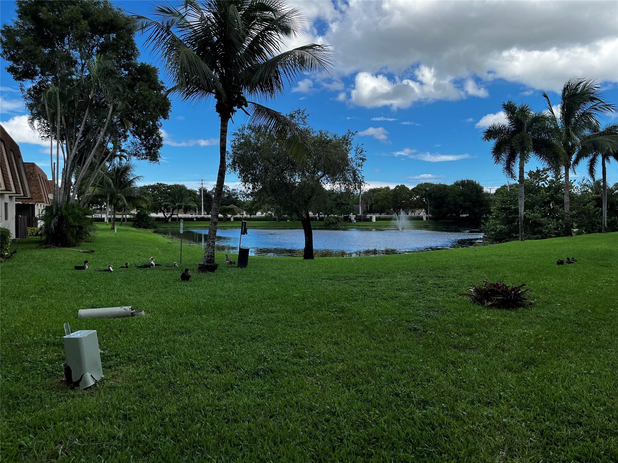 Le Clos - Residential