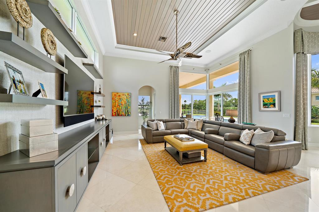 JUPITER COUNTRY CLUB - Residential