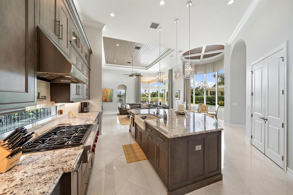 JUPITER COUNTRY CLUB - Residential