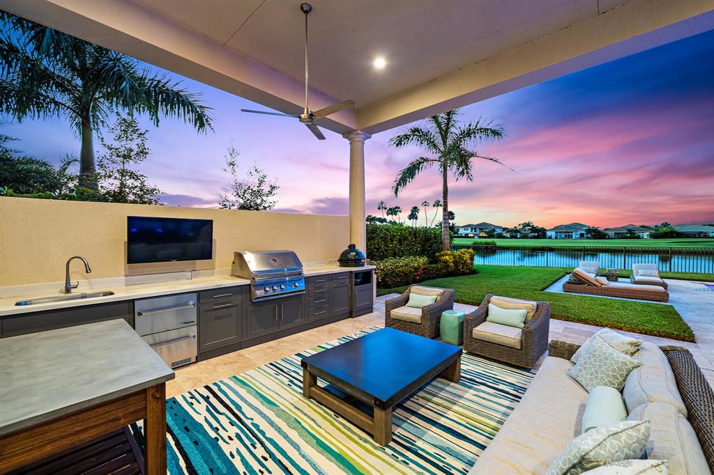 JUPITER COUNTRY CLUB - Residential