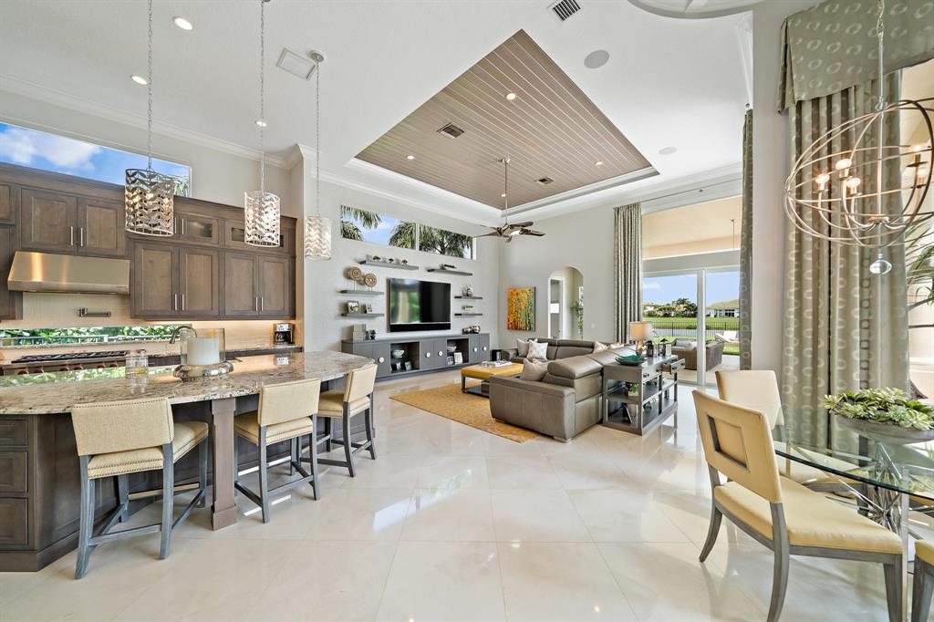 JUPITER COUNTRY CLUB - Residential