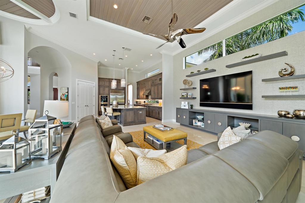 JUPITER COUNTRY CLUB - Residential