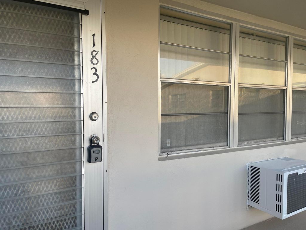 Photo of 183 Dorchester #H, West Palm Beach, FL 33417 (MLS # R11169145)