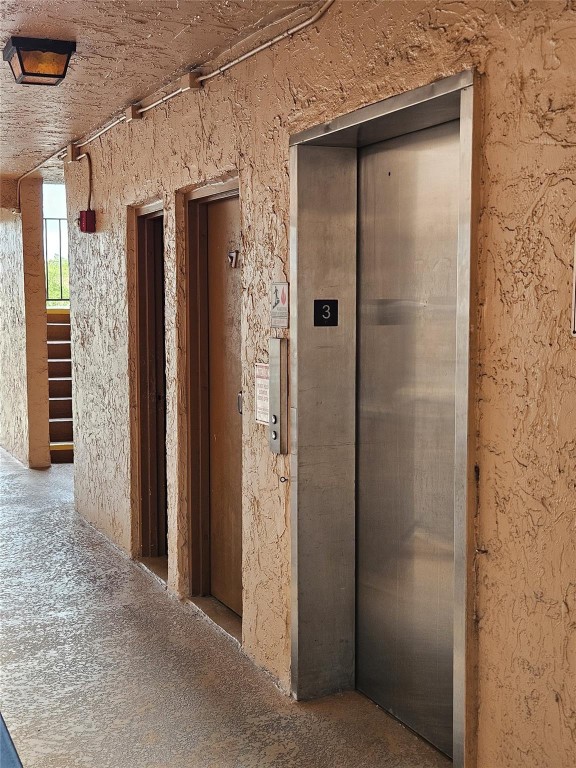 QUAIL RUN OF SUNRISE - Residential