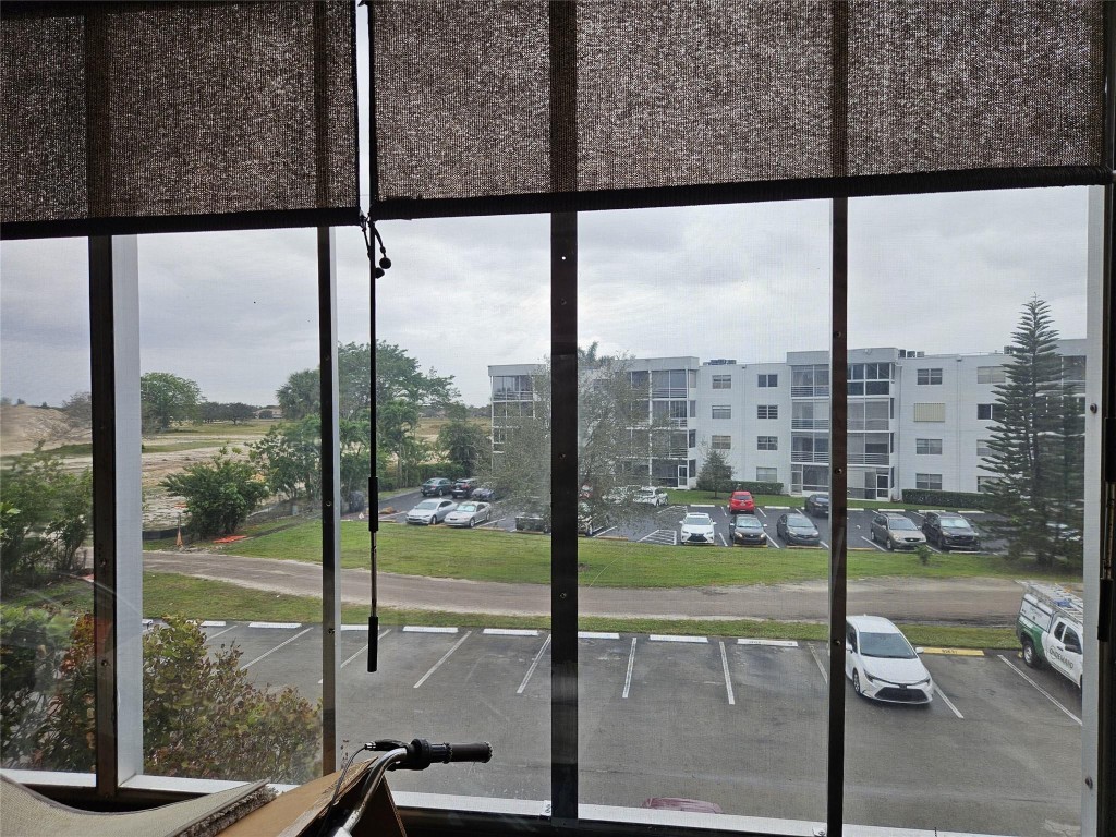 QUAIL RUN OF SUNRISE - Residential