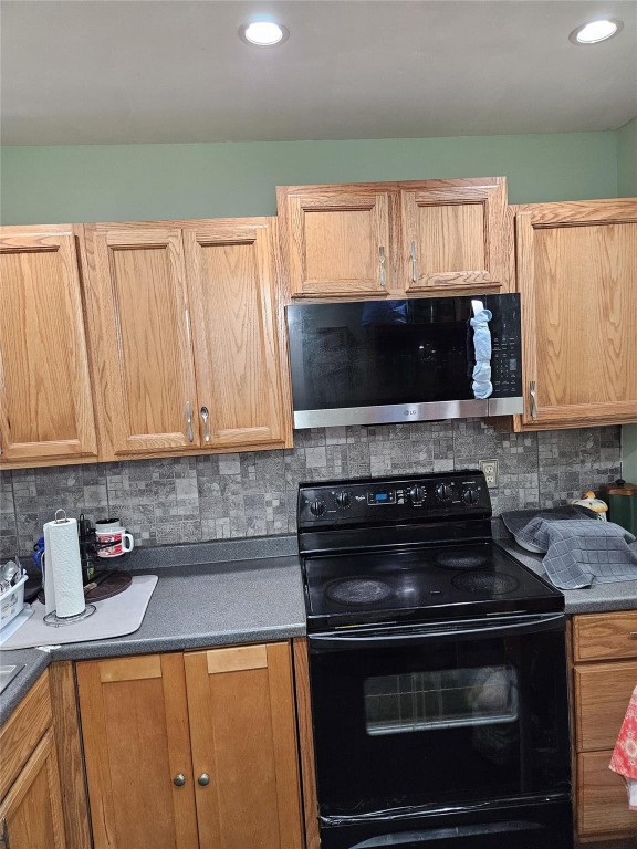 QUAIL RUN OF SUNRISE - Residential