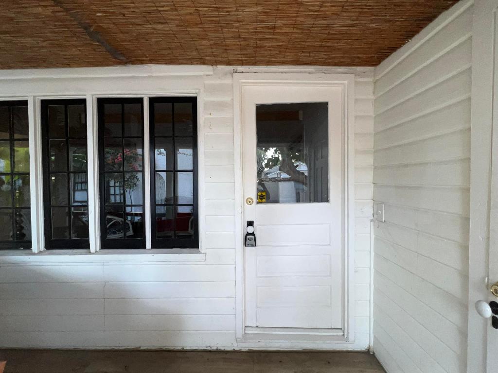 LAKE WORTH TOWN OF - Residential Lease