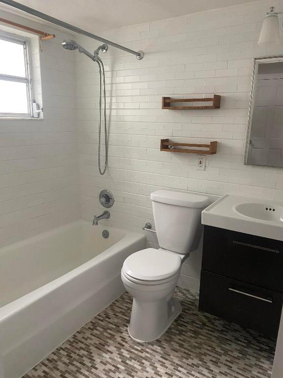 LAKE WORTH TOWN OF - Residential Lease