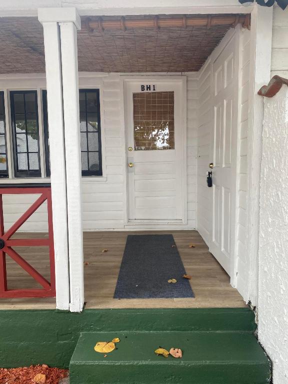 LAKE WORTH TOWN OF - Residential Lease