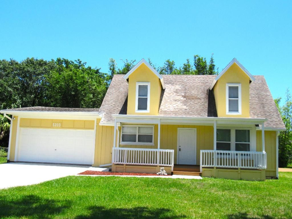 Photo of 5310 Palm Drive, Fort Pierce, FL 34982 (MLS # R11091383)