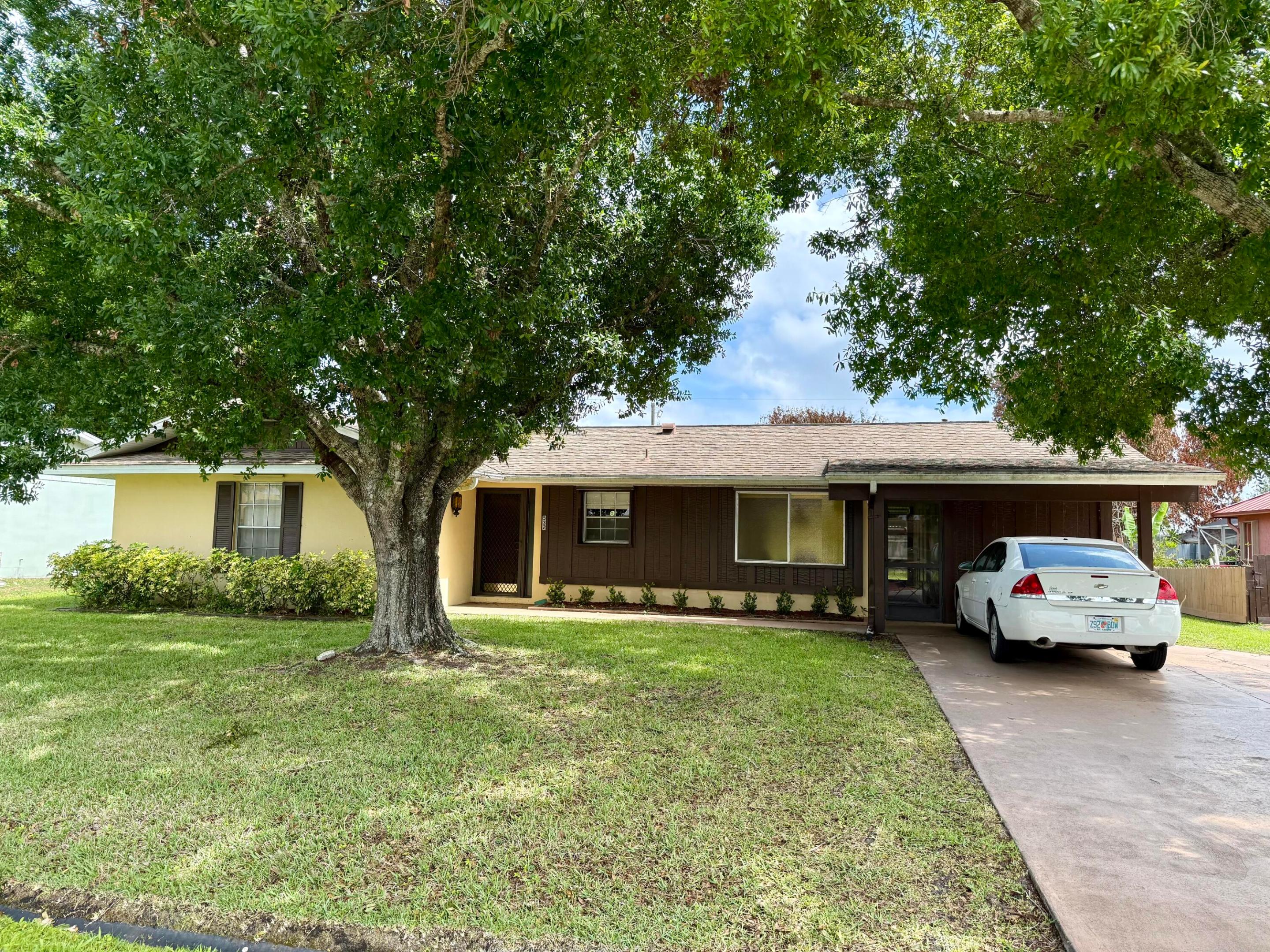 PORT ST LUCIE SECTION 6 - Residential