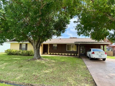 532 SE Brookside Terrace Port St Lucie FL 34983