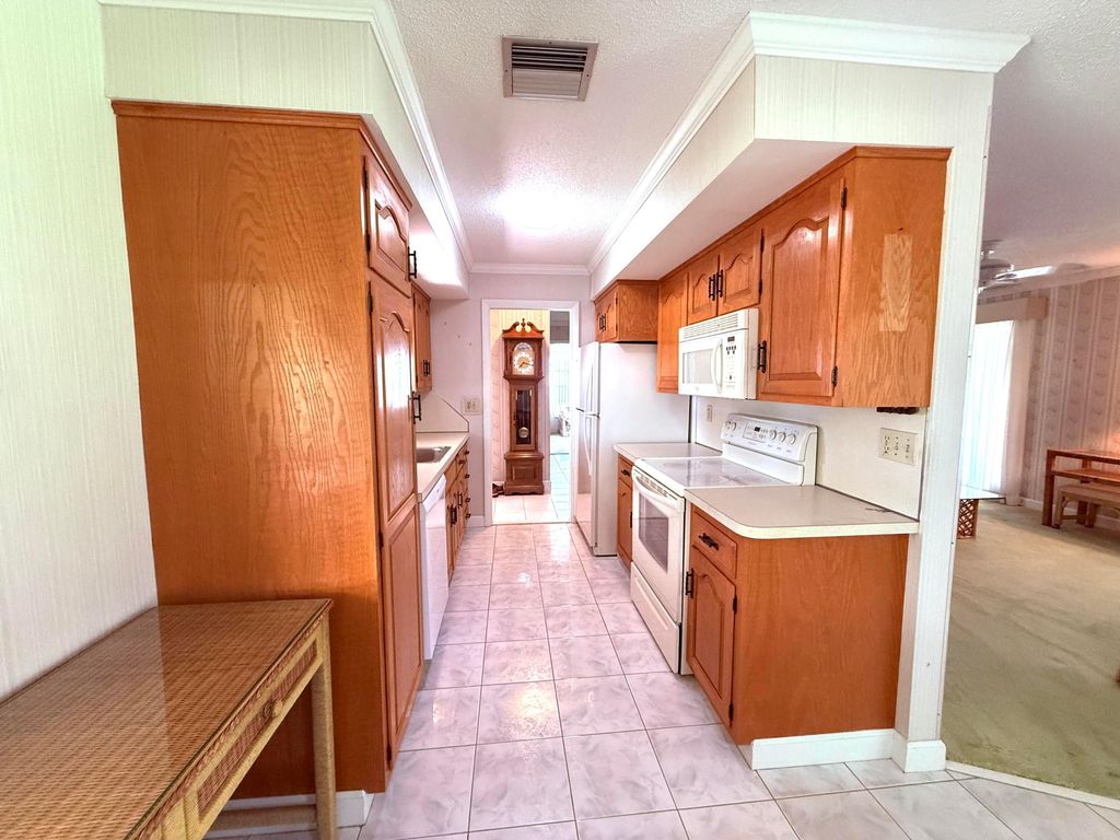 Photo of 532 SE Brookside Terrace, Port Saint Lucie, FL 34983 (MLS # B26010309)