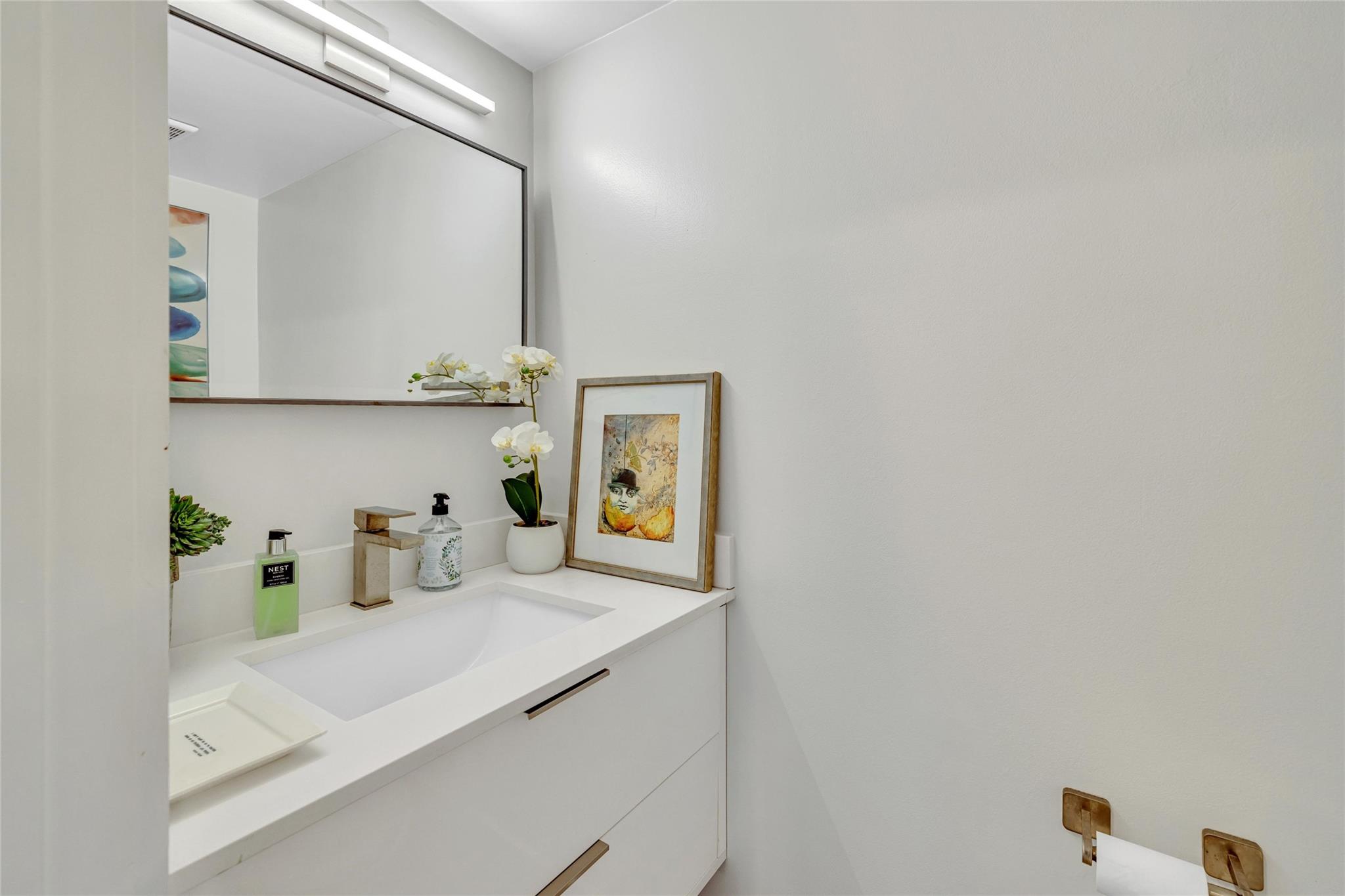 EDGEWATER TOWNHOMES - Residential Lease