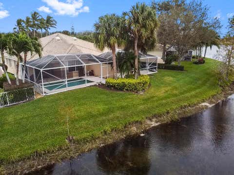 Featured picture for the property R10943251